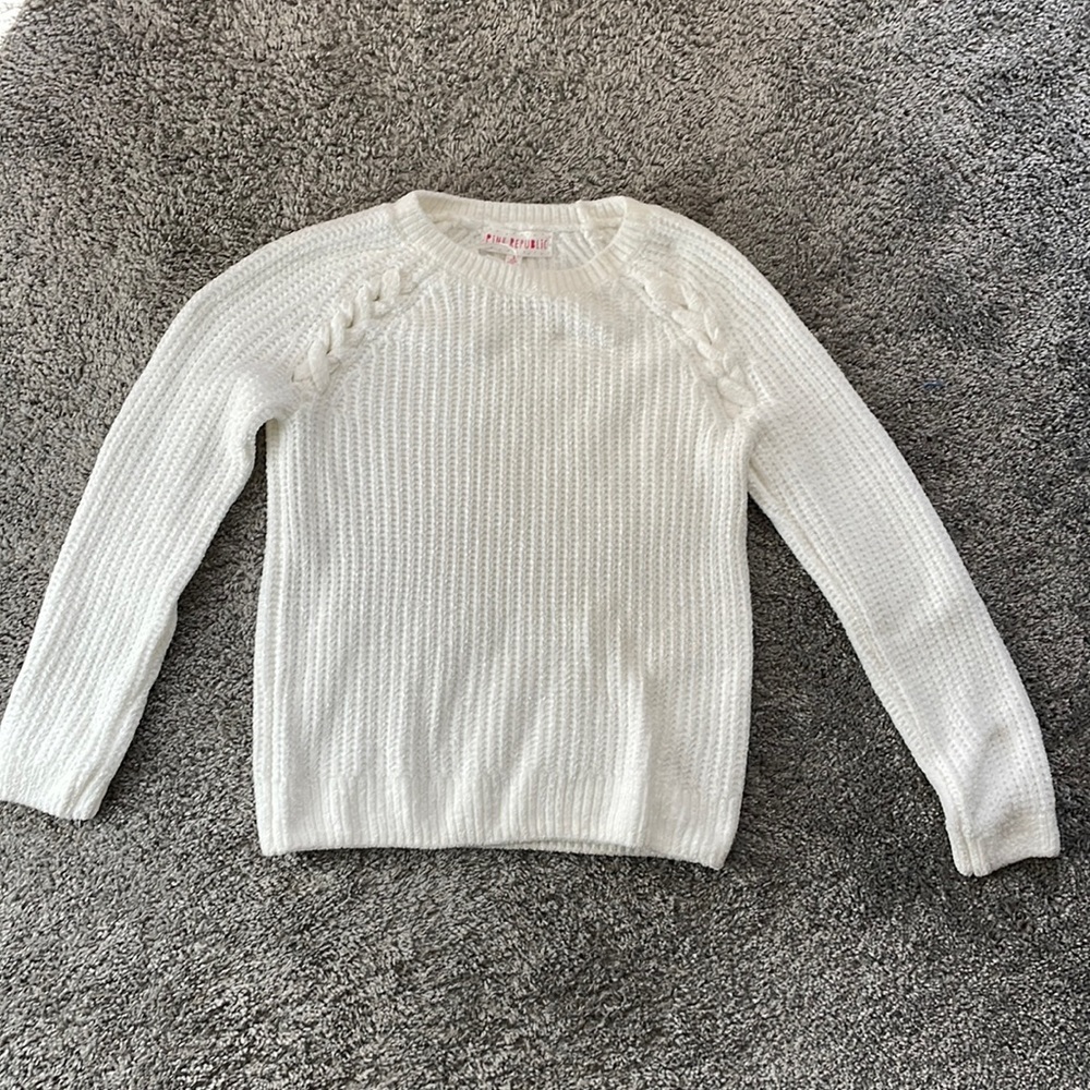 NWT: White sweater with shoulder detail